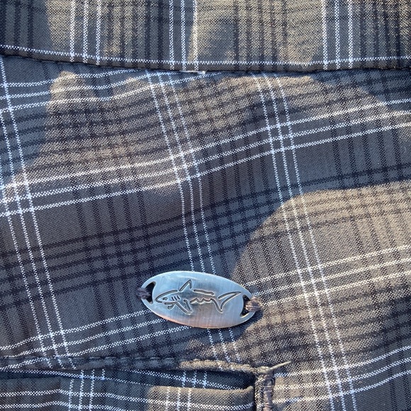 Two pair bundle -one price-Greg Norman golf shorts size 40. Poly spandex stretch - Picture 5 of 6